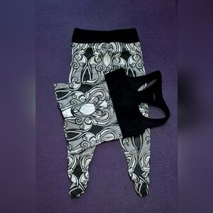 Bebe Sport 2-PC Black/White Patterned Tank w/ Shelf Bra & Leggings - XS.